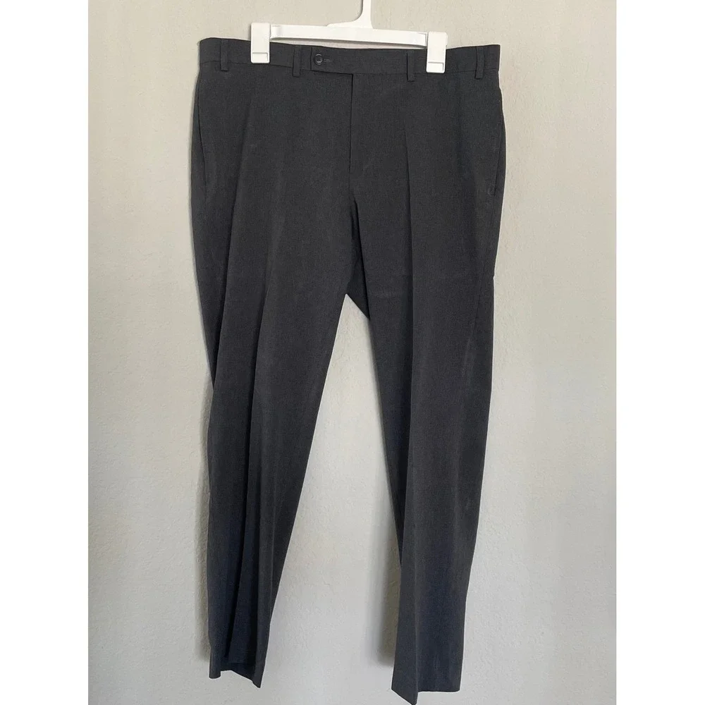 Van Heusen Men's Flat Front Dress Pants Slim Fit Straight Legs Size 36